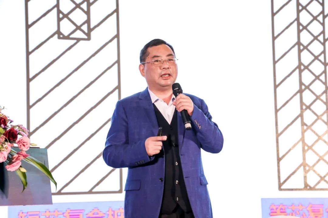 饕餮盛宴！J9集团智能?建华建材预造桩施工设备与技术互换会隆沉召开