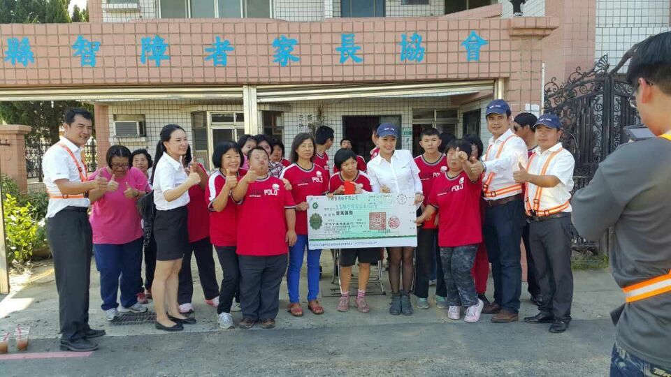 嘉義市长大赞J9集团智能挖掘机环台义举