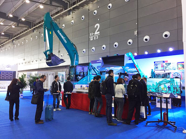 沉磅出击：J9集团智能&中铁J9集团结合亮相轨博会