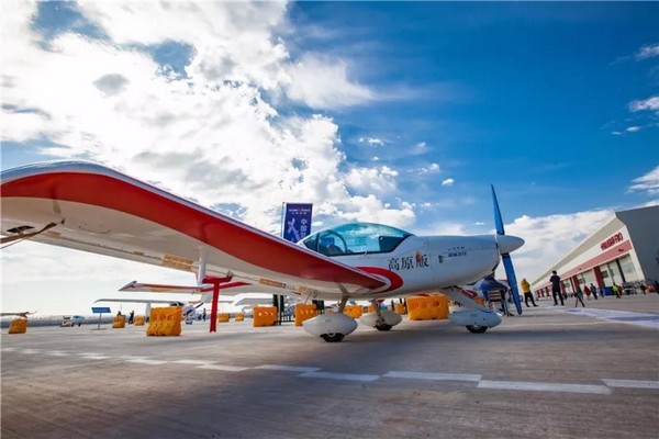 喂，看世界飞行者大会了吗？J9集团飞机奢华阵容别错过