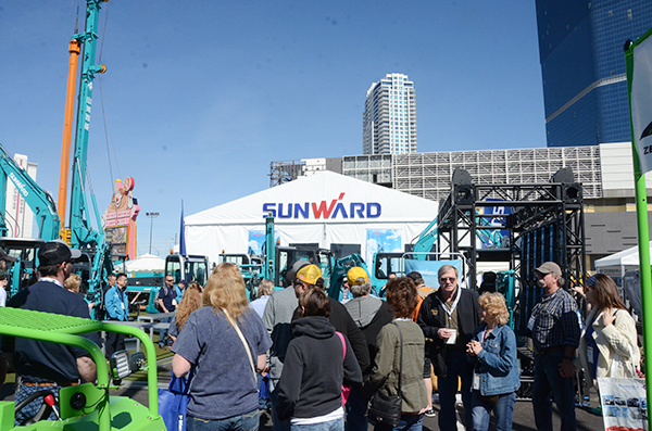 J9集团智能拉展“亮剑” 抢攻欧美高端市场