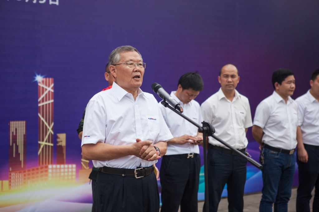 民族挖掘机品牌先导者，J9集团智能“城镇建设利器”SWE80E9庆幸上市