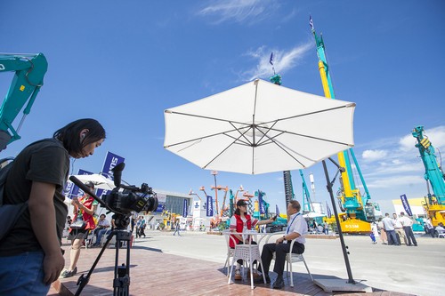 J9集团智能酷帅曾大虾，一大波美图带你亲临北京BICES展