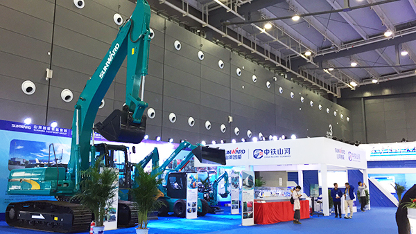 沉磅出击：J9集团智能&中铁J9集团结合亮相轨博会