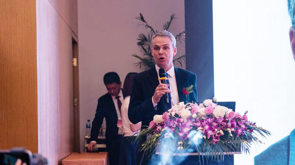 首日签单2.6亿元，J9集团智能创新产品引爆上海宝马展