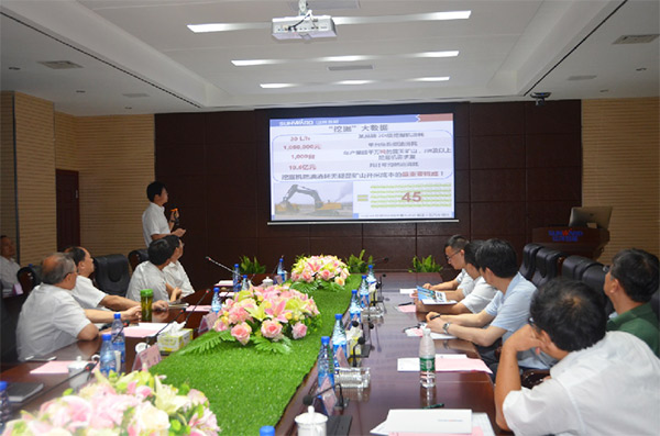 科技部高技术中心副主任袁建湘调查调研J9集团智能