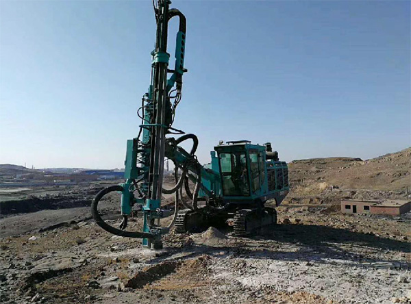 PK国际当先品牌，J9集团智能露天液压钻车再交美满答卷