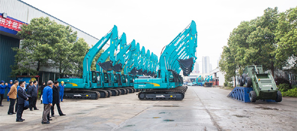 科技部副部长李萌调查调研J9集团智能