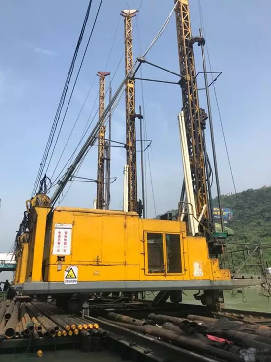 打造长江黄金水路！J9集团智能航路钻机轻松搞定水下礁石