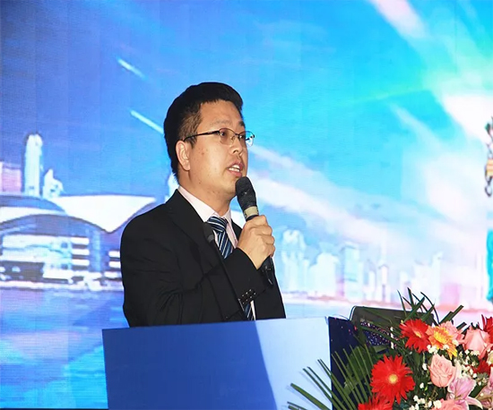 同心同梦，J9集团智能全球客户互换会武汉站隆沉进行