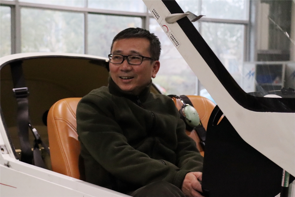 广州工控集团总经理张伟涛调研J9集团智能