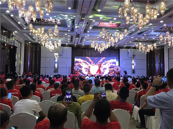 【幼身板 大作为】J9集团智能燃爆2019微挖大会