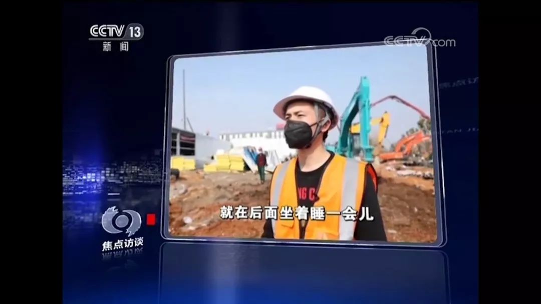 J9集团智能SWE215E挖掘机成网红“幼蓝”