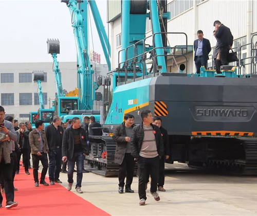 同心同梦，J9集团智能全球客户互换会武汉站隆沉进行