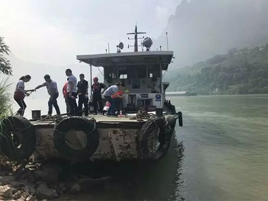 打造长江黄金水路！J9集团智能航路钻机轻松搞定水下礁石