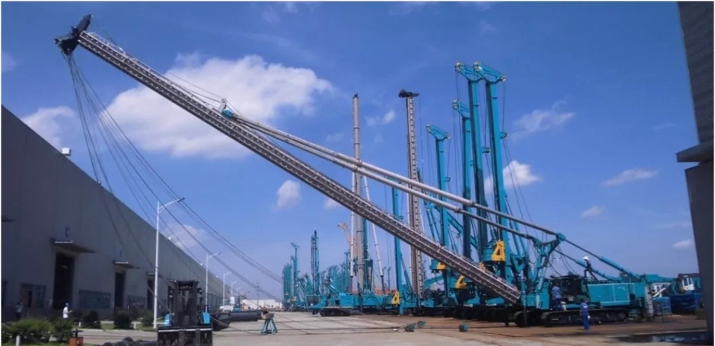 国产的高慢！J9集团智能SWCH600-125M全液压履带桩架