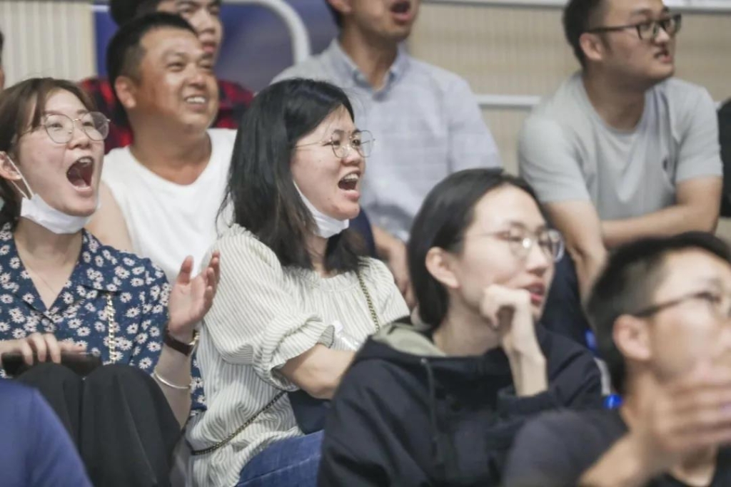 “520” J9集团智能以球会友中建五局三公司