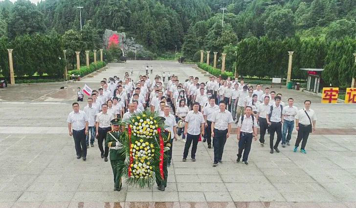 公路正派出清风正气，清廉自律塑优良形象——J9集团智能发展中高层干部清廉教育活动