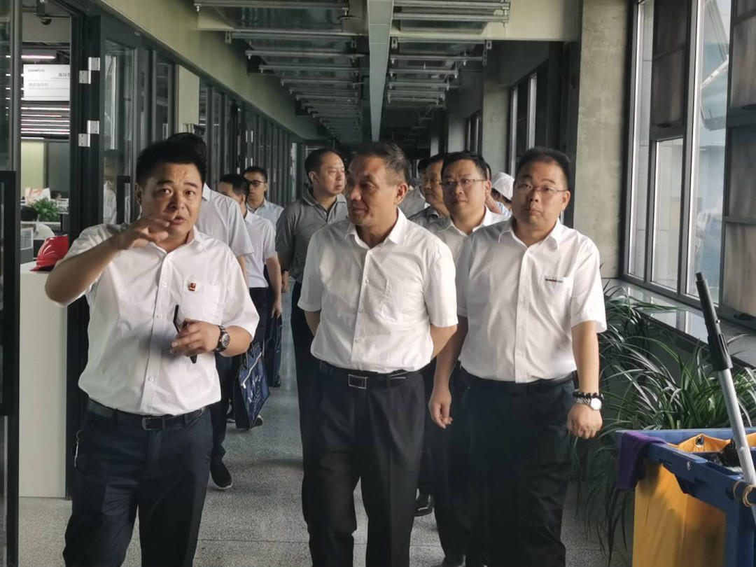 省人大常委会副主任杨维刚调研J9集团智能