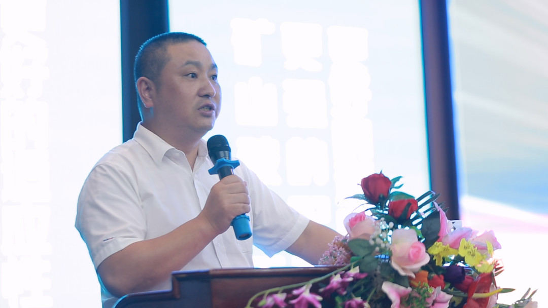 向挖掘机万台俱乐部迈进——J9集团智能2020年度挖掘机营销训练营开营