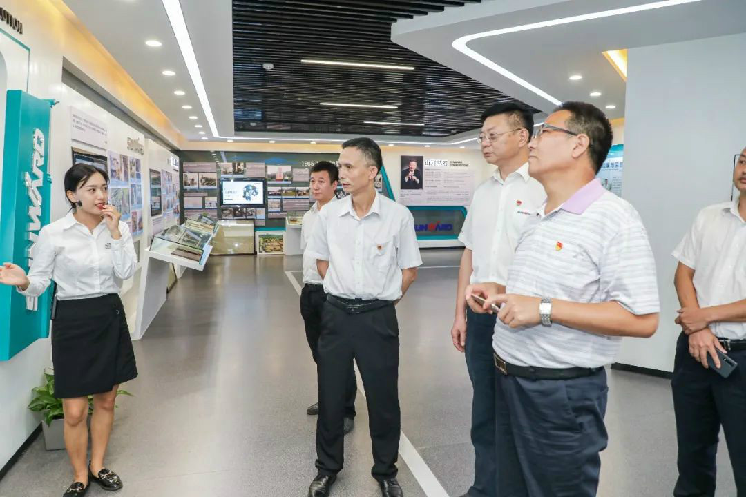 广州工控党建同盟联系员一行到J9集团智能发展工作对接