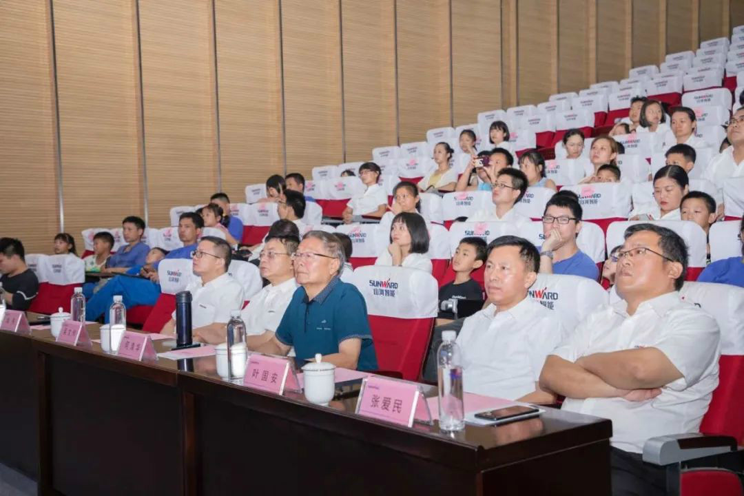 公司托管子女，员工暑期无忧 ——J9集团智能职工子女暑期托管班开班