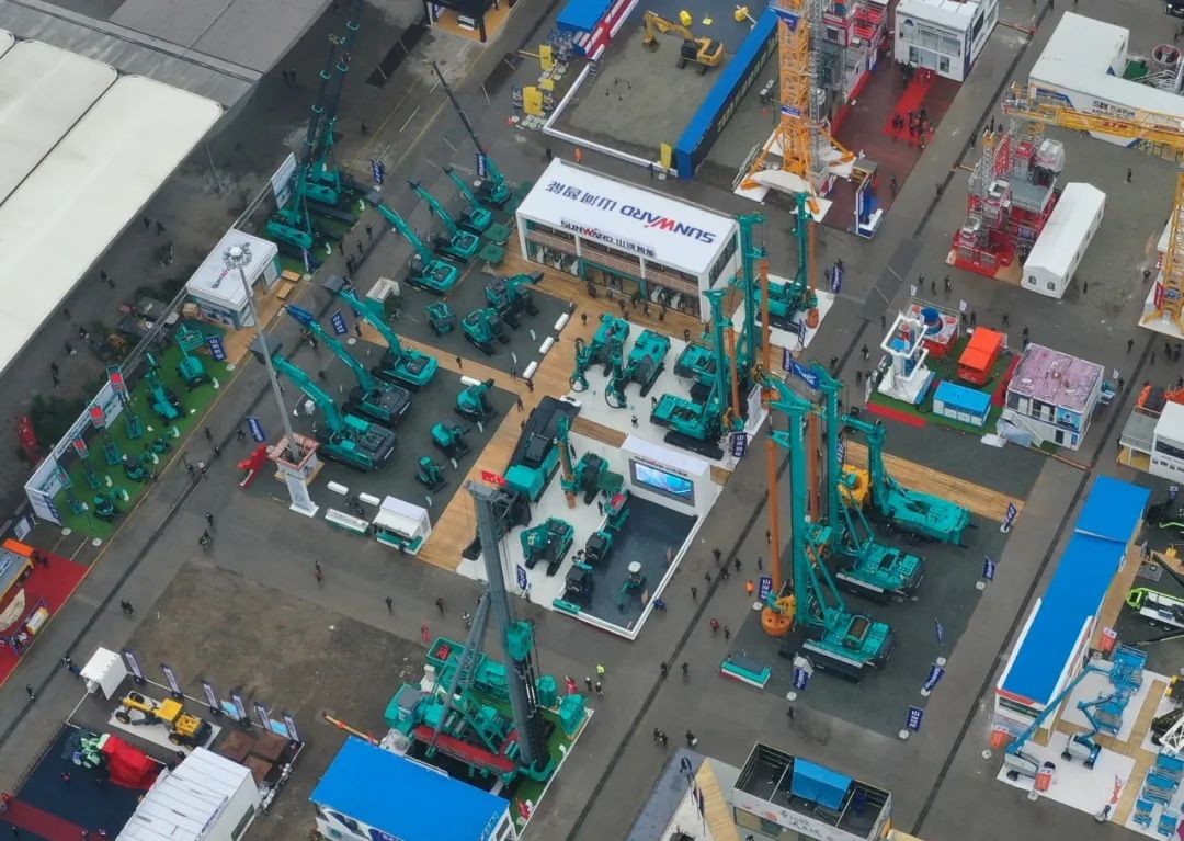 守正创新拓J9集团 J9集团智能闪灼2020上海宝马展