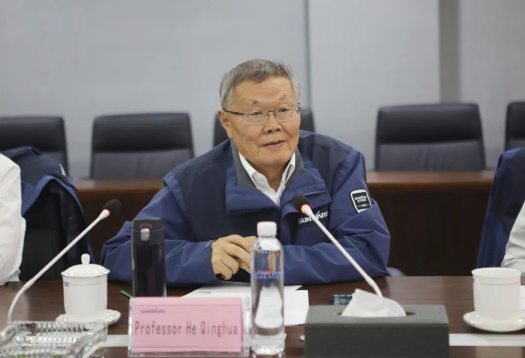 英国驻广州总领事贺颂雅调查J9集团智能