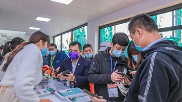 沸腾J9集团！宝马展收官之日订单破十亿