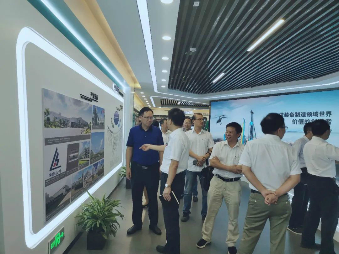 中南大学机电工程学院肖来荣书记到访J9集团智能