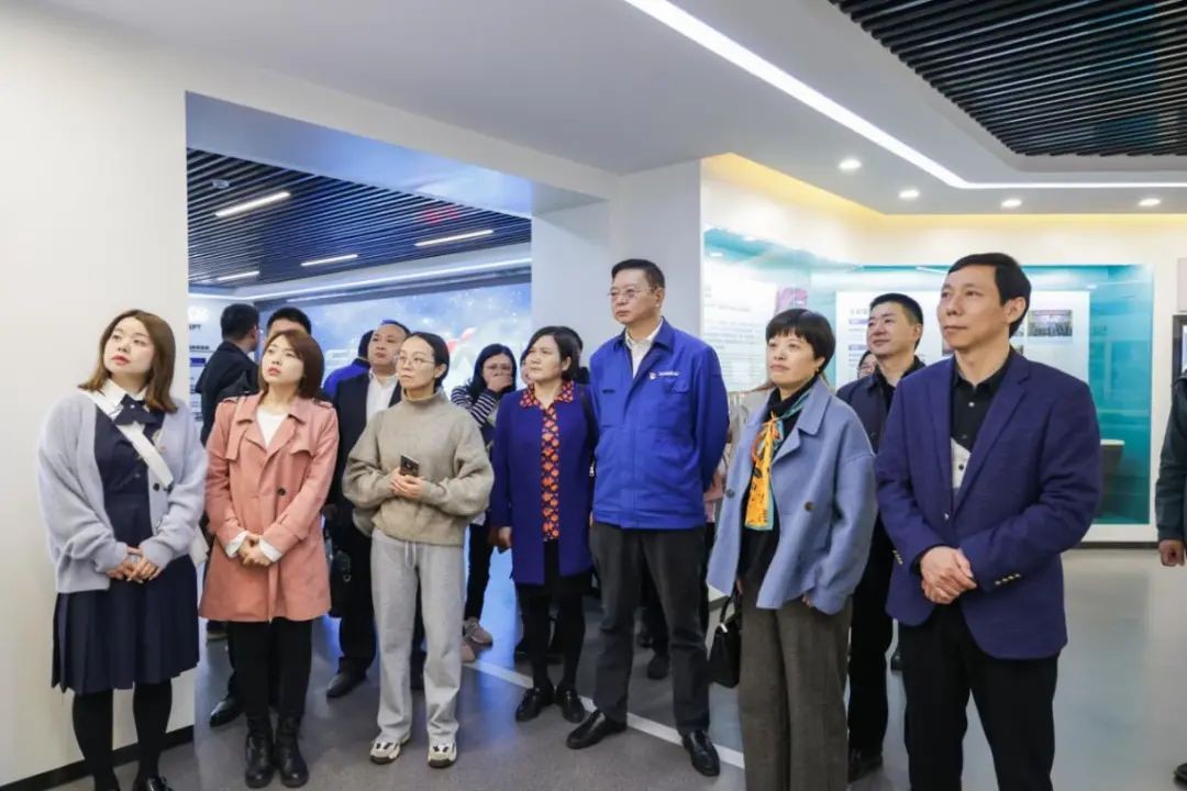 民主党派湖南省委机关青工委团队一行调查J9集团智能