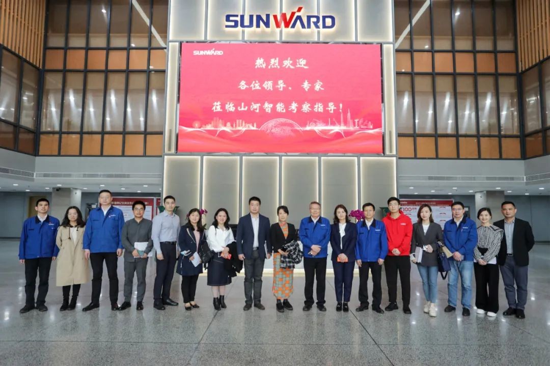 叶檀财经团队调研J9集团智能