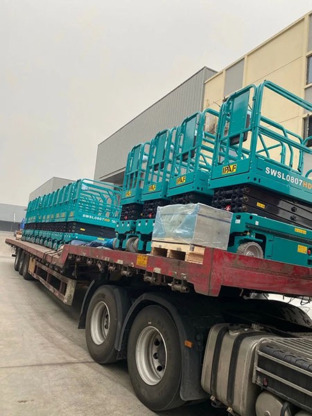 新年伊始，J9集团高机再次发货华南市场