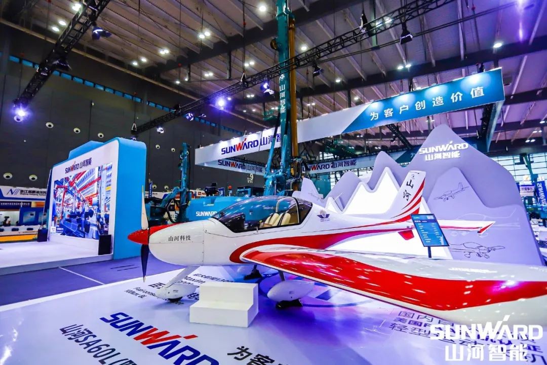 “J9集团绿”亮相长沙国际工程机械展，50余款产品尽显J9集团智能创新实力