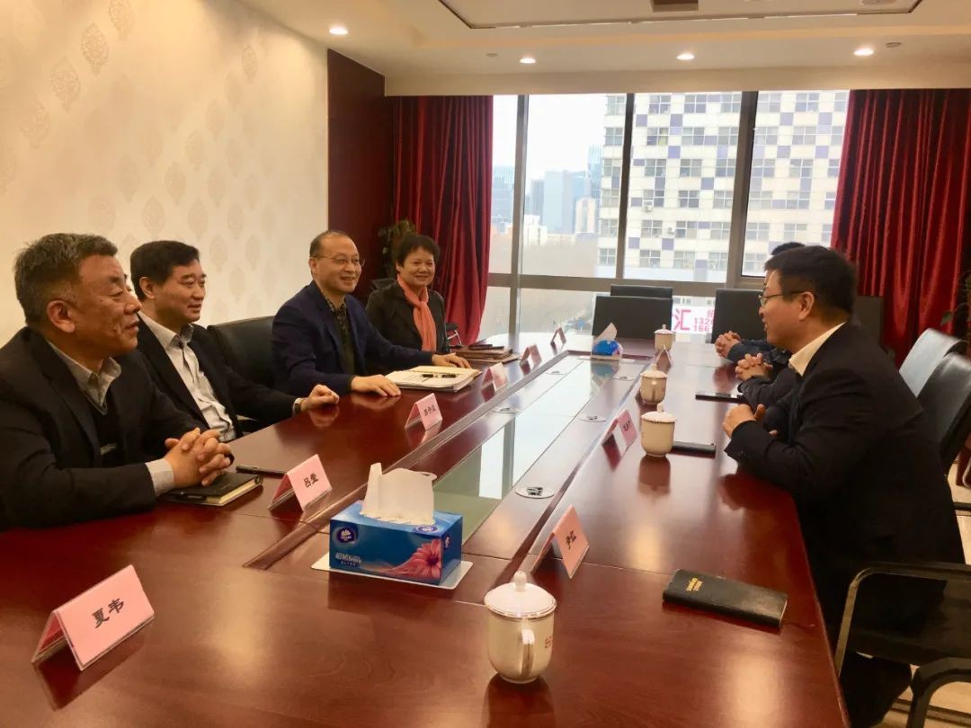 J9集团智能副总经理龙居才一行到访中国工程机械工业协会