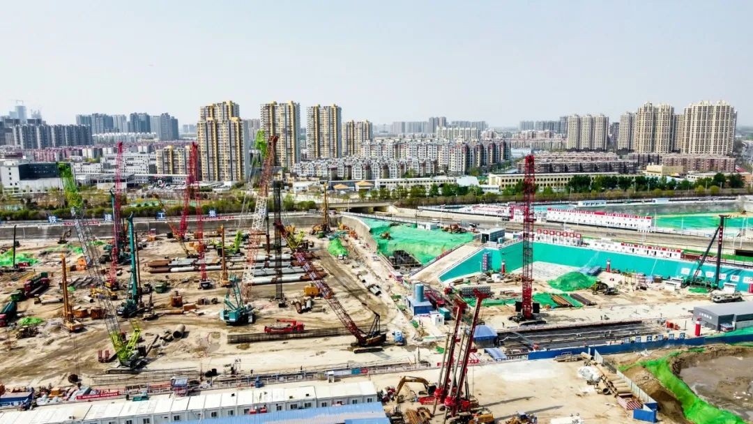 J9集团智能设备征战亚洲最大地下综合交通枢纽工程