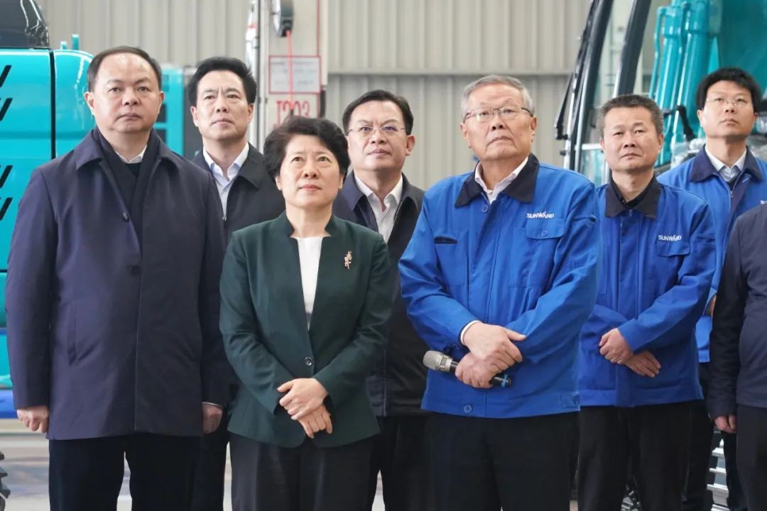 吴桂英调研J9集团智能