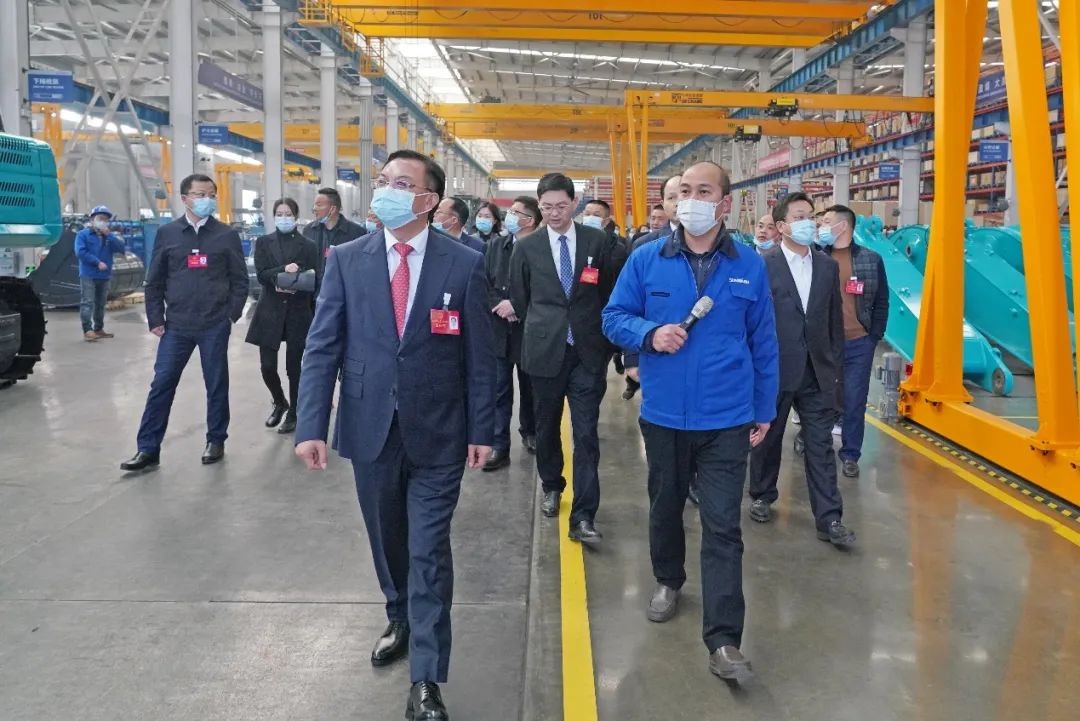 长沙县“两会”观摩团调查J9集团智能