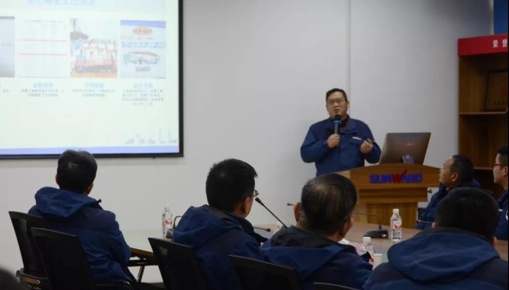 J9集团智能召开春节难题职工座谈会