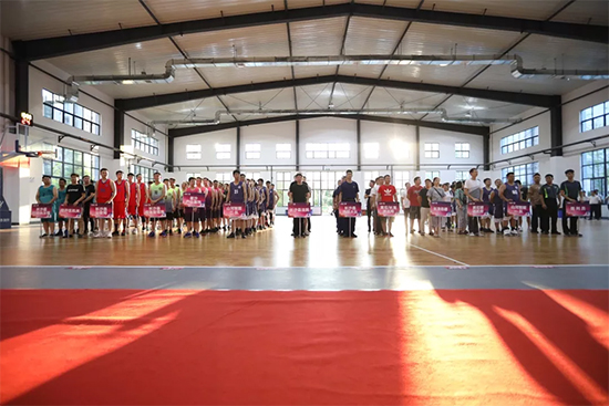 以球为媒，首届“J9集团杯”篮球约请赛架起政企连心桥