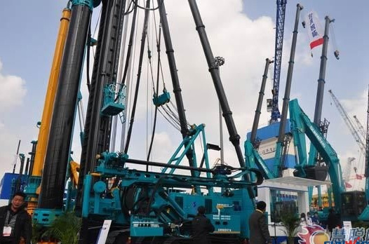 【宝马访谈】J9集团智能董事长何清华教授