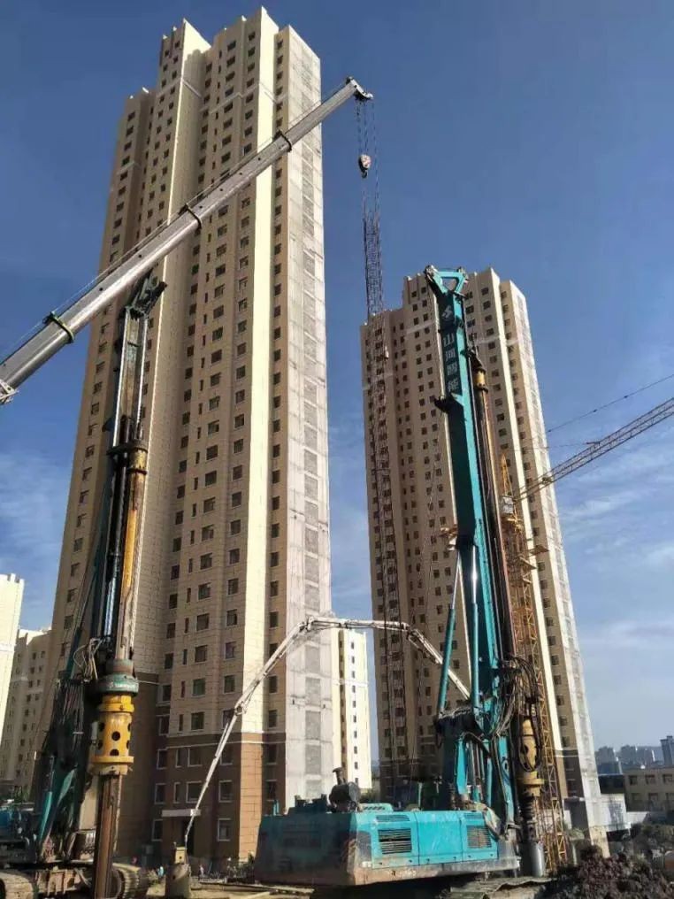 二十八载奋斗，如今他只信赖J9集团智能