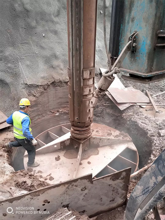 3.5米直径高效入岩，他携J9集团智能旋挖名动山城