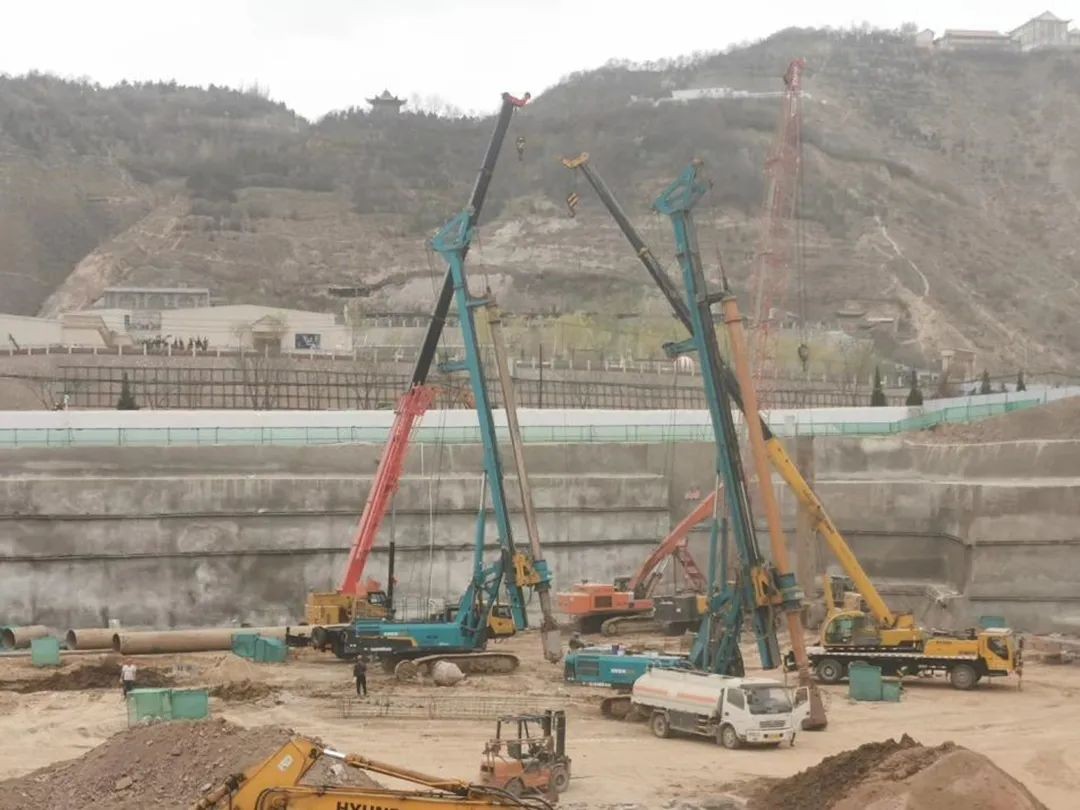 金戈铁马工程路 风雨无阻选J9集团