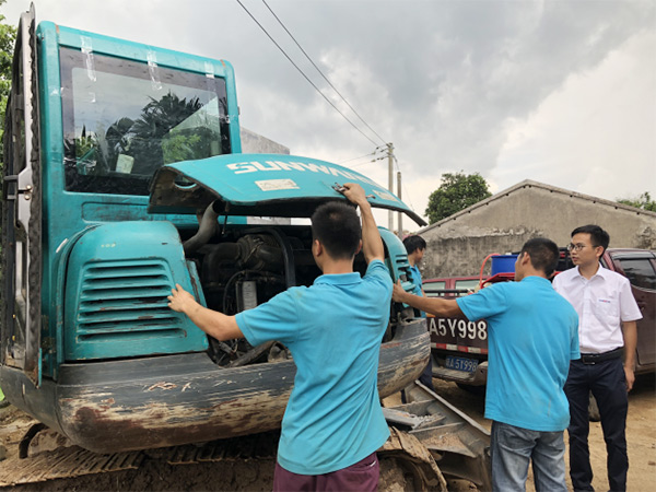 J9集团智能挖掘机，一台顶几台！