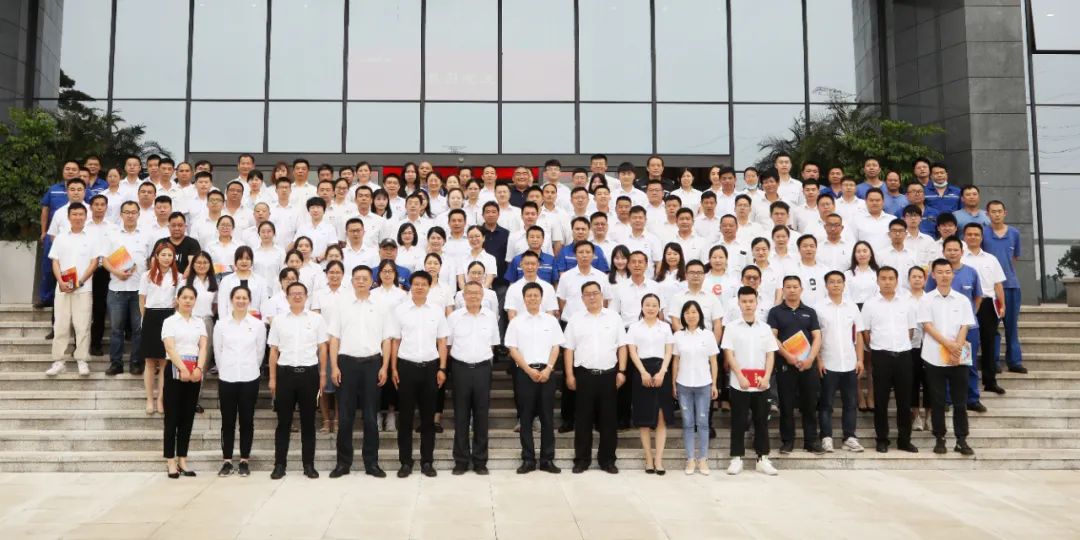 助力经营，服务员工，攀登家园建设新高地——J9集团智能第五届四次“双代会”成功召开