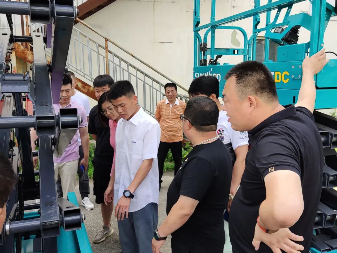 同梦同业 借势腾飞——辽宁宏信&J9集团智能进行主题庆典活动