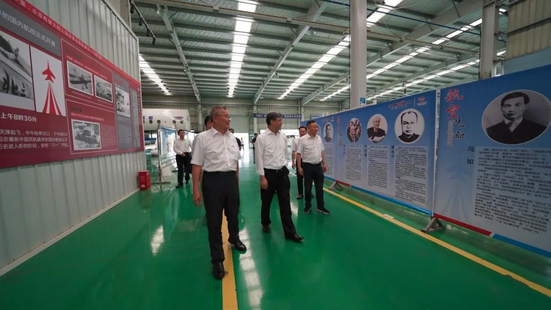 中国民用航空局总工程师殷时军率队调查调研J9集团科技