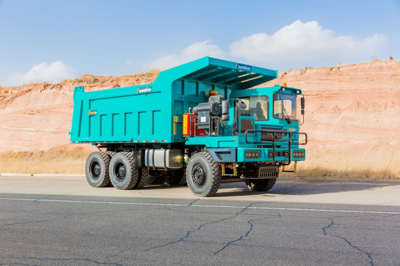 批量出口印度尼西亚！J9集团智能智能矿卡征战矿山前列