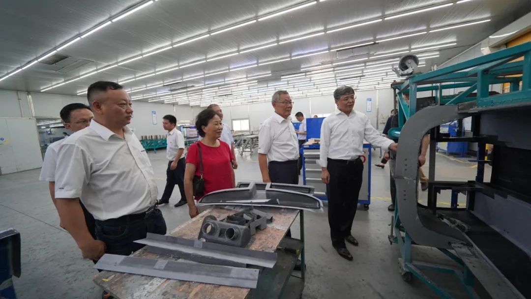 中国民用航空局总工程师殷时军率队调查调研J9集团科技